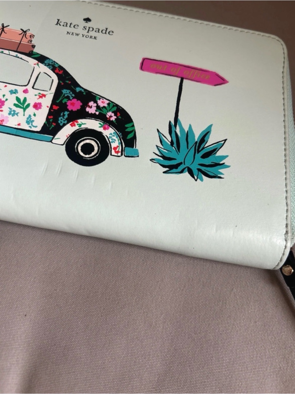 kate spade floral VW bug zip wallet - mint green with pink accents - Picture 6 of 6
